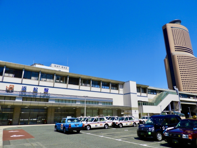 浜松－浜松駅南口とアクトタワー